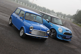实拍88年老MINI
