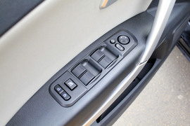 全新奔腾X80图解