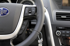 全新奔腾X80图解