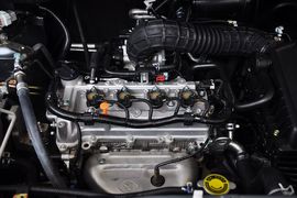 2013款郑州日产帅客1.5L手动7座标准型