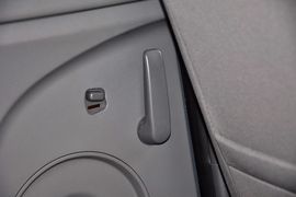 2013款郑州日产帅客1.5L手动7座标准型