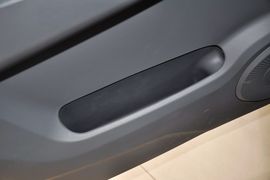 2013款郑州日产帅客1.5L手动7座标准型