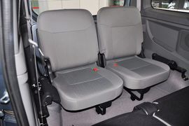 2013款郑州日产帅客1.5L手动7座标准型