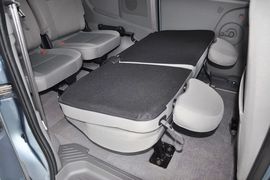 2013款郑州日产帅客1.5L手动7座标准型