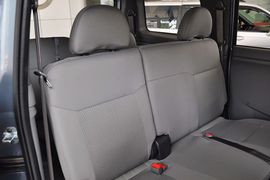 2013款郑州日产帅客1.5L手动7座标准型