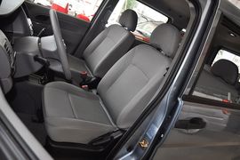 2013款郑州日产帅客1.5L手动7座标准型