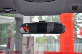 2013款郑州日产帅客1.5L手动7座标准型