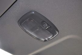 2013款郑州日产帅客1.5L手动7座标准型