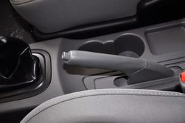2013款郑州日产帅客1.5L手动7座标准型