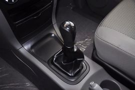 2013款郑州日产帅客1.5L手动7座标准型