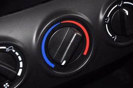 2013款郑州日产帅客1.5L手动7座标准型