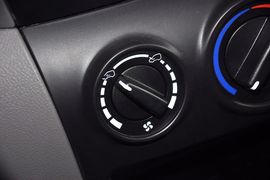 2013款郑州日产帅客1.5L手动7座标准型