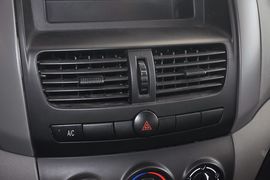 2013款郑州日产帅客1.5L手动7座标准型