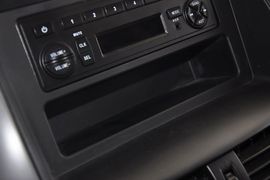 2013款郑州日产帅客1.5L手动7座标准型
