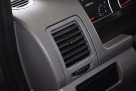 2013款郑州日产帅客1.5L手动7座标准型