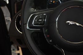 2013款捷豹XJL