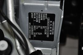 2013款标致307两厢