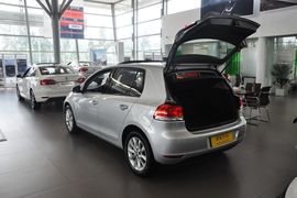 2012款大众高尔夫1.6L手自一体舒适型