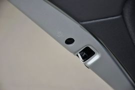2012款大众高尔夫1.6L手自一体舒适型