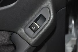 2012款大众高尔夫1.6L手自一体舒适型