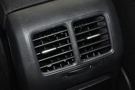 2012款大众高尔夫1.6L手自一体舒适型