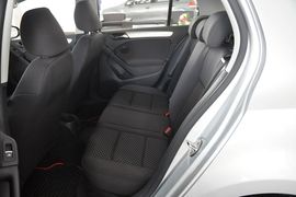 2012款大众高尔夫1.6L手自一体舒适型