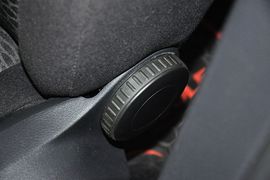 2012款大众高尔夫1.6L手自一体舒适型