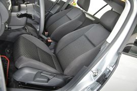 2012款大众高尔夫1.6L手自一体舒适型