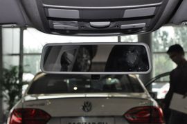 2012款大众高尔夫1.6L手自一体舒适型
