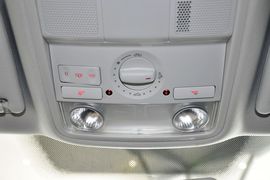 2012款大众高尔夫1.6L手自一体舒适型