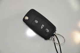 2012款大众高尔夫1.6L手自一体舒适型