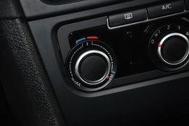 2012款大众高尔夫1.6L手自一体舒适型