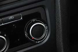 2012款大众高尔夫1.6L手自一体舒适型