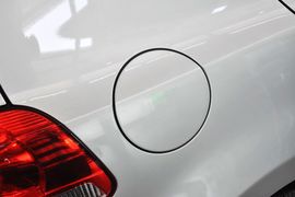 2012款大众高尔夫1.6L手自一体舒适型