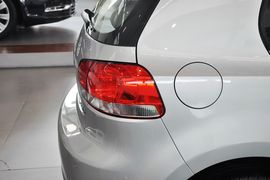 2012款大众高尔夫1.6L手自一体舒适型