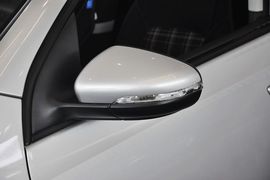 2012款大众高尔夫1.6L手自一体舒适型