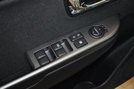 2012款起亚K2三厢1.4L手动GLS纪念版