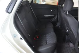 2012款起亚K2三厢1.4L手动GLS纪念版