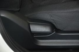 2012款起亚K2三厢1.4L手动GLS纪念版