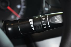 2012款起亚K2三厢1.4L手动GLS纪念版
