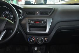 2012款起亚K2三厢1.4L手动GLS纪念版
