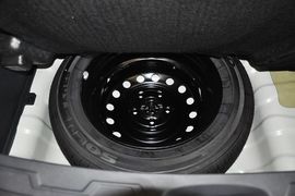 2013款起亚秀尔1.6L