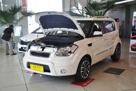 2013款起亚秀尔1.6L