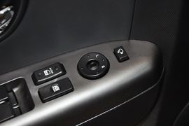 2013款起亚秀尔1.6L