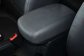 2013款起亚秀尔1.6L