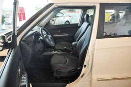 2013款起亚秀尔1.6L