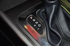 2013款起亚秀尔1.6L