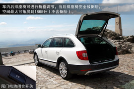 2013款斯柯达Superb旅行车海外体验