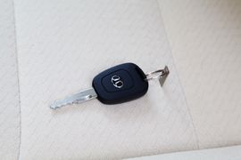 2013款北京汽车E系列三厢1.5L