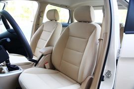 2013款北京汽车E系列三厢1.5L